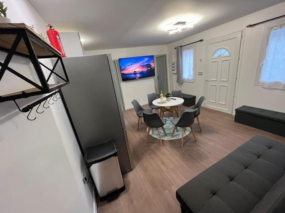 K2 - Maison 15 Min Paris Parc Expos - 3 Chambres 6 Lits Баньё Экстерьер фото